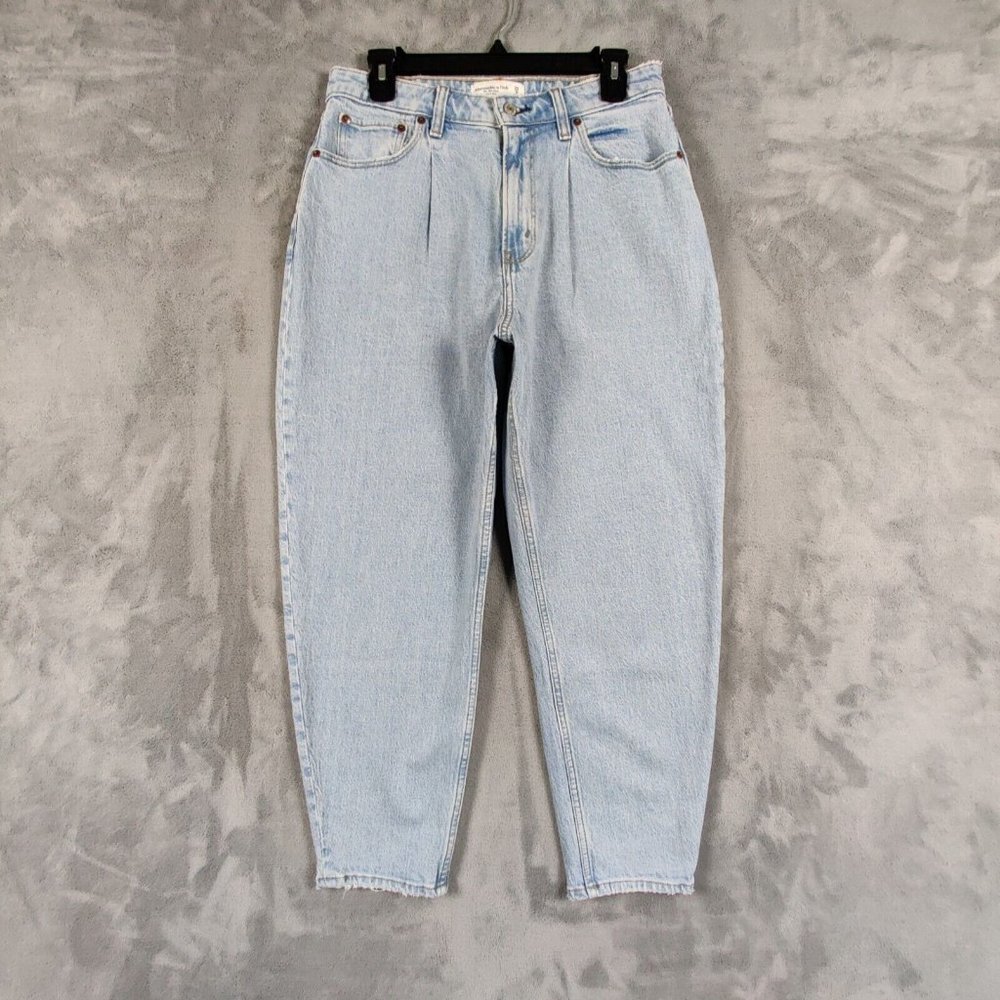 Abercrombie & Fitch 80’s Mom Curve Love High Rise Jeans